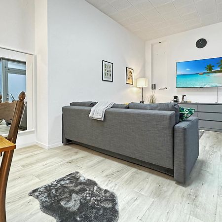 Esslingen am Neckar 2 Zimmer Apartment Fuer 6 P, 15 Min Zum Flughafen מראה חיצוני תמונה